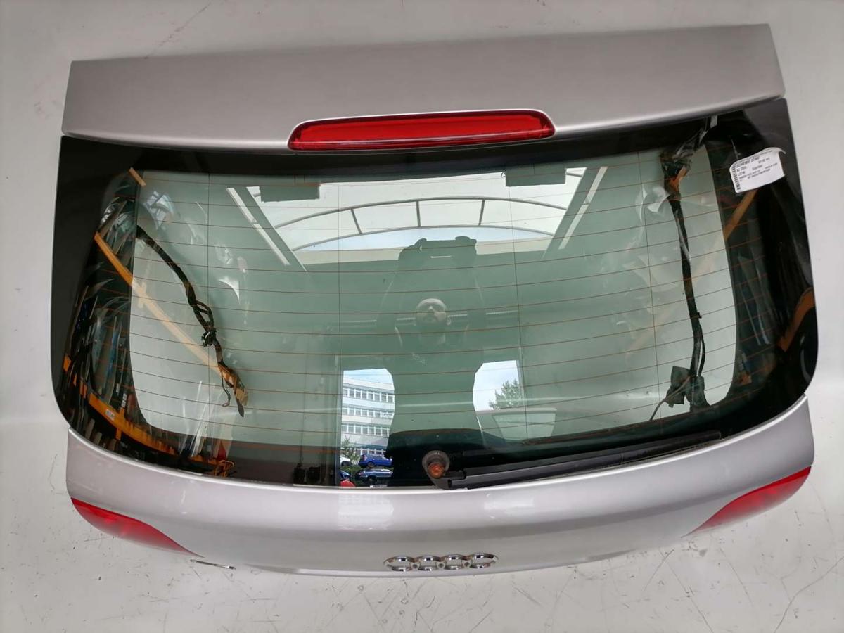 Audi A3 8P original Heckklappe mit Heckscheibe LX7W Eissilber 5-Türer Bj.2007